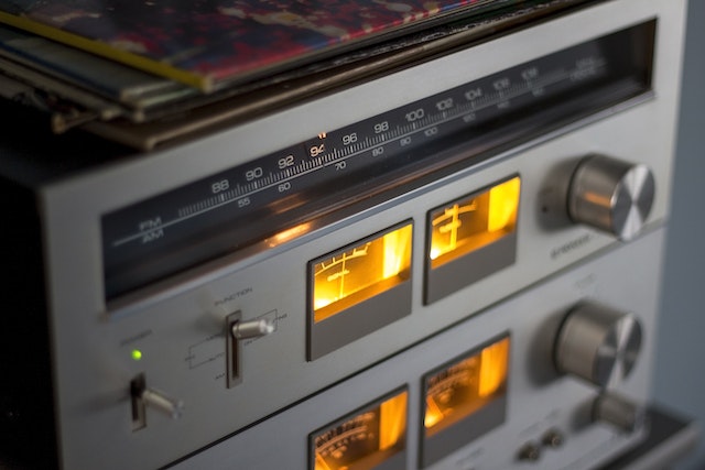 The impact of technological advancement on college radio