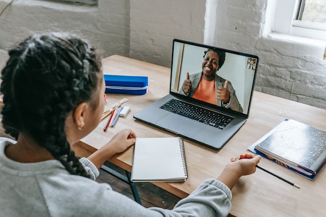 The role of video chat communities in fostering global connections